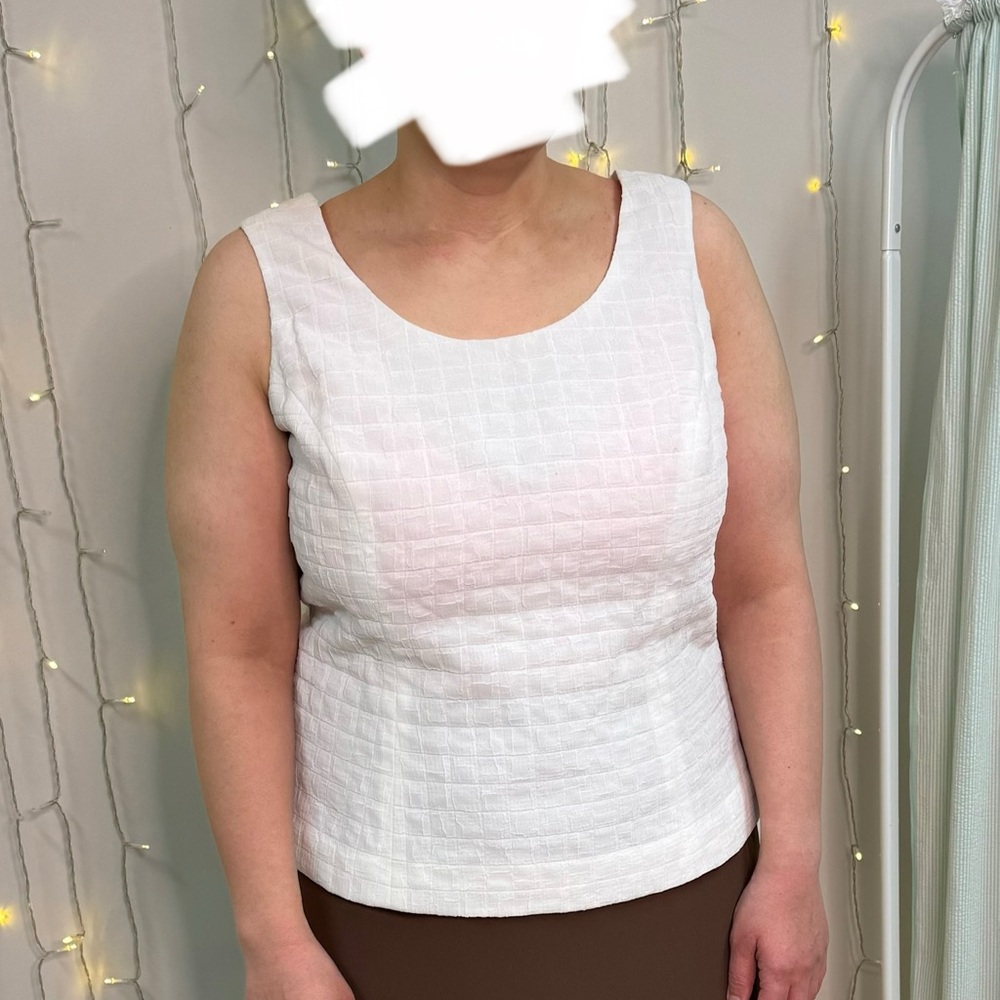 White Textured Sleeveless Top - dressbarn